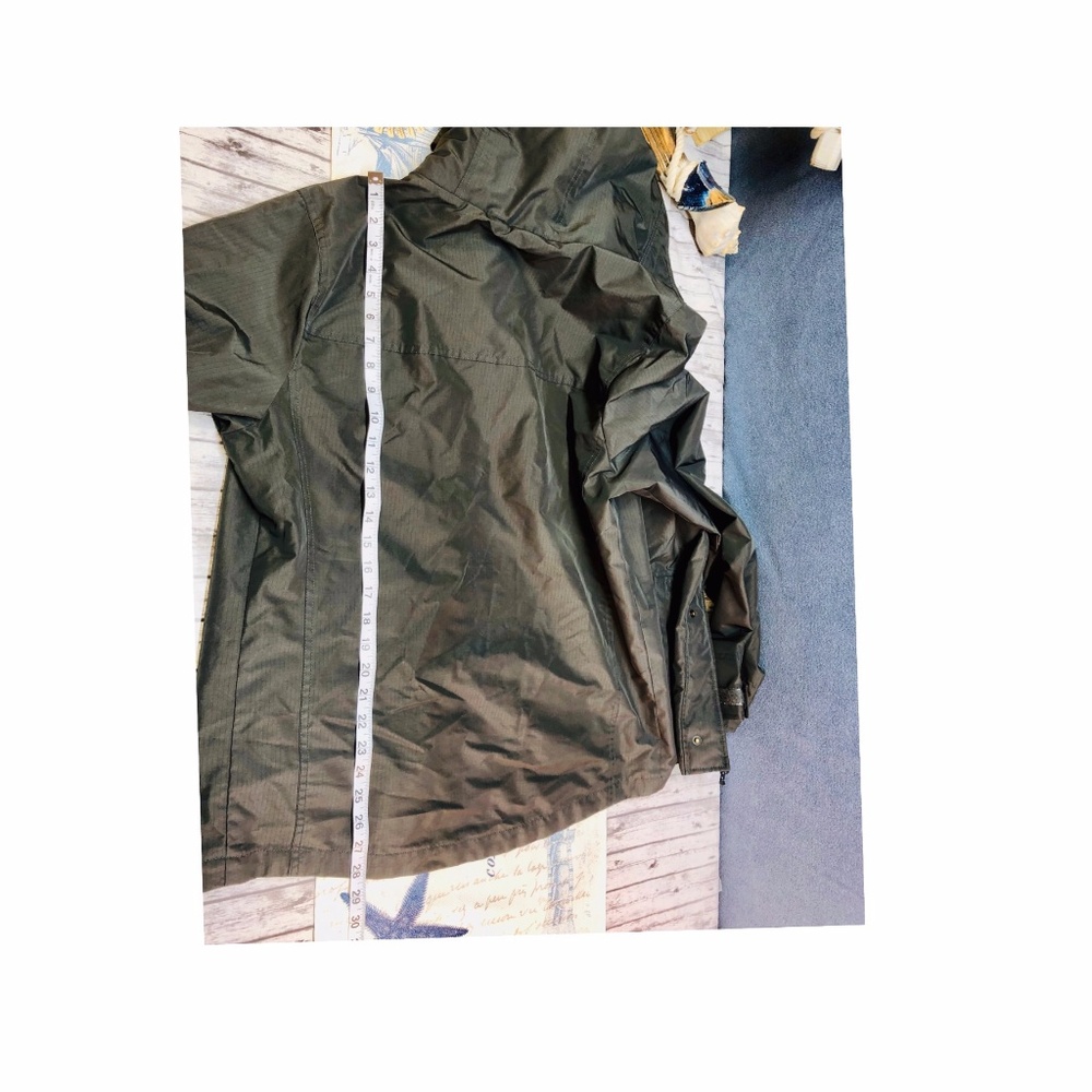 Size Medium Hollister Men's All Weather Jacket EUC - Picture 5 of 8